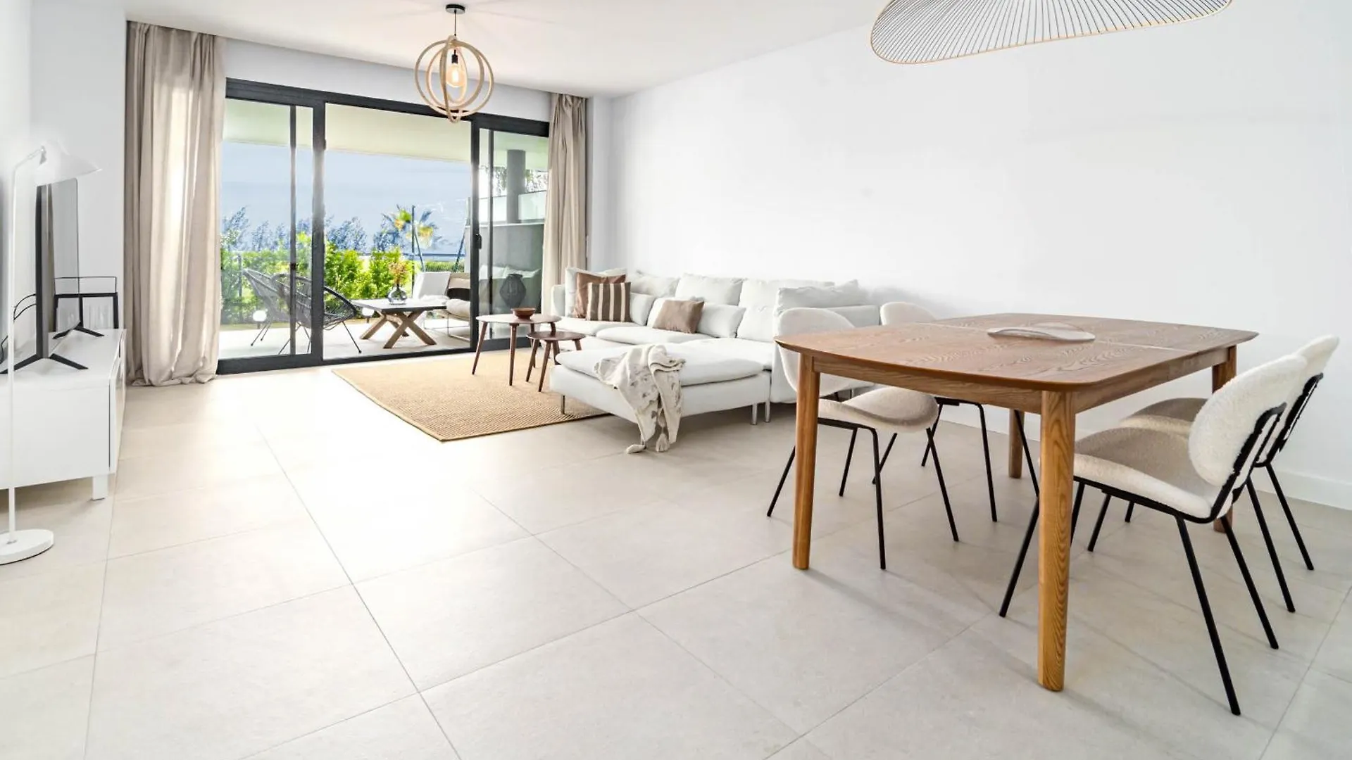 Apartment Lme9Ba- Modern Flat Close To Beach And Port Estepona
